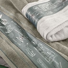 Toalla de baño Karsten Militar Gris Perla