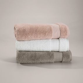 Toalla de baño Karsten Magna 600gr 70x140 cms Eucalipto